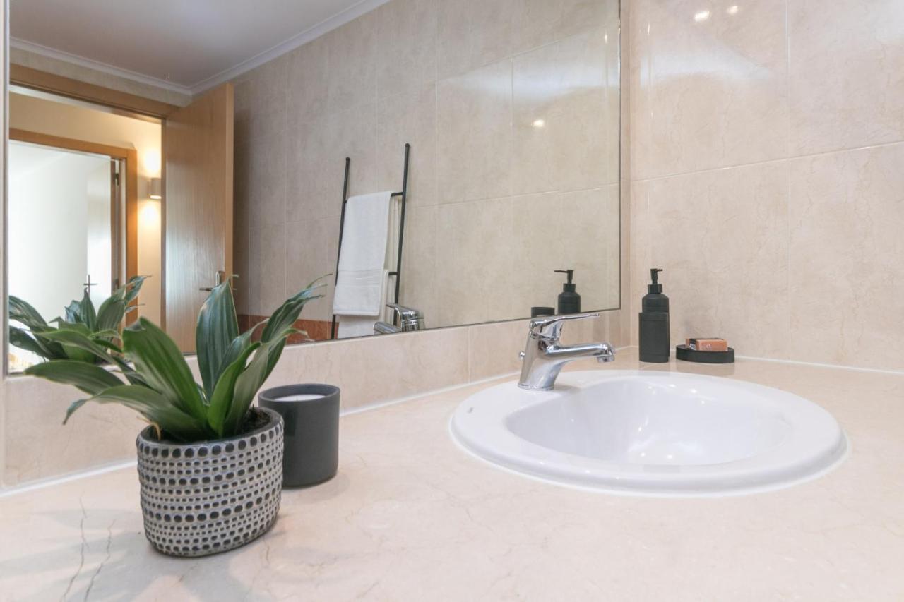Apartamento Premium Flat In Upscale Area, Balcony, Parking Lisboa Exterior foto